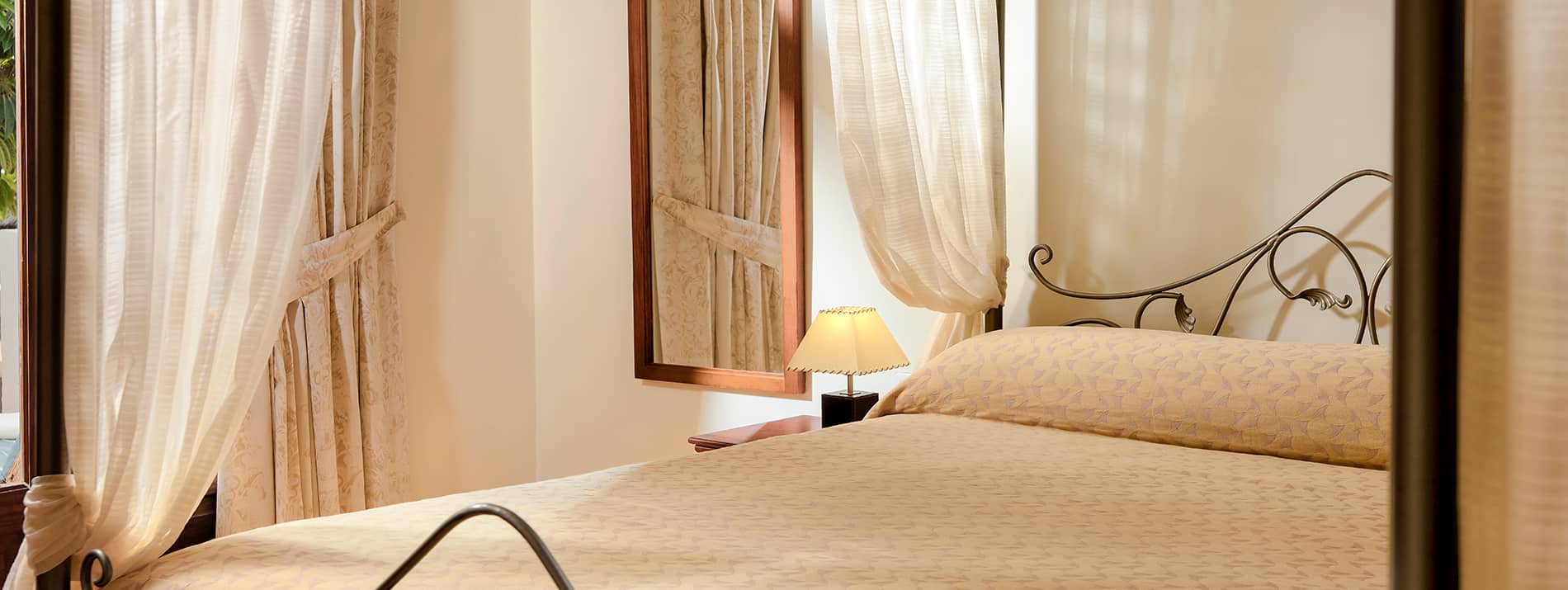(English) One bedroom (English) One bedroom